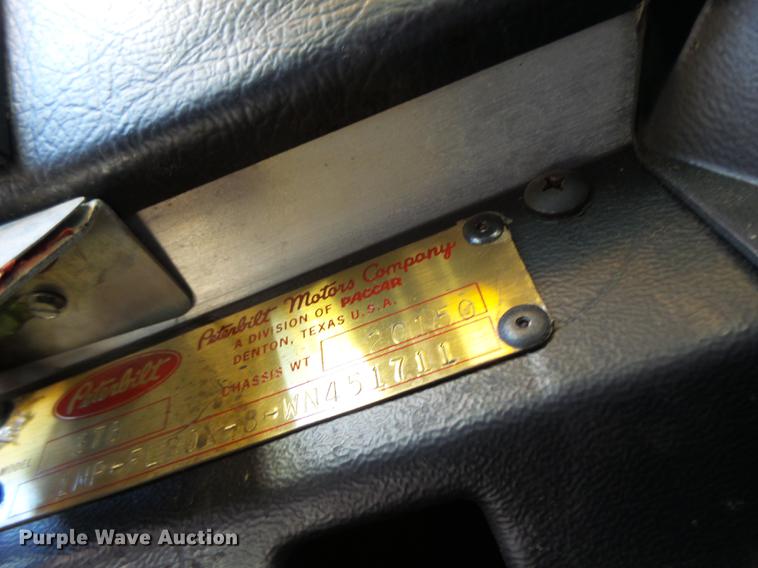 image for item DF9448 1998 Peterbilt 378 bridge inspection truck
