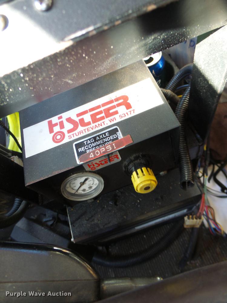 image for item DF9448 1998 Peterbilt 378 bridge inspection truck