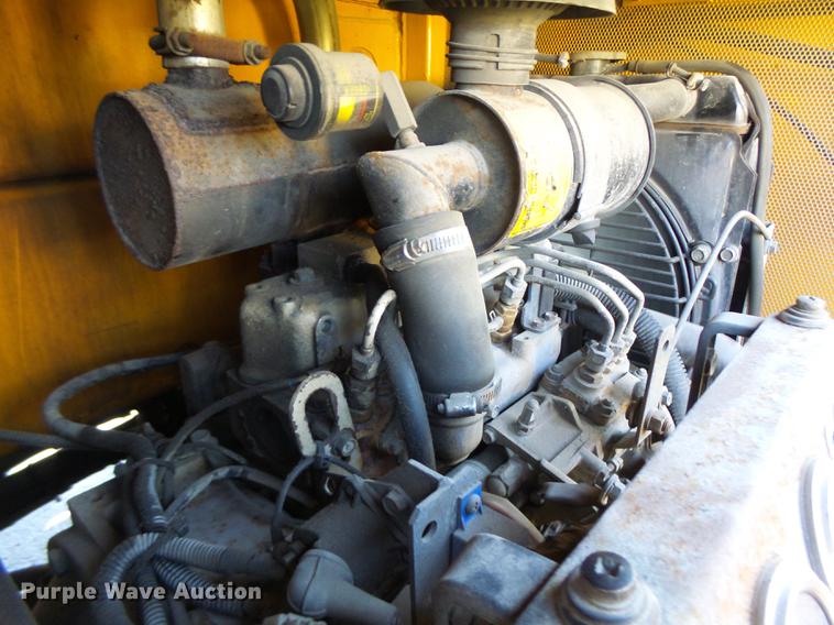 image for item DF9448 1998 Peterbilt 378 bridge inspection truck