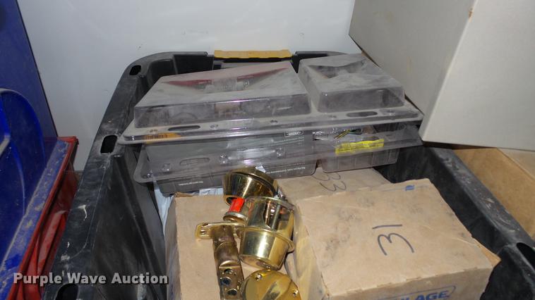 image for item DG9486 Building materials