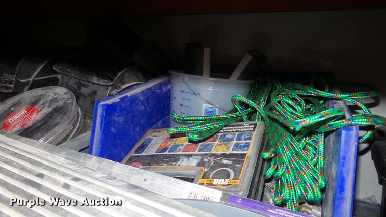 image for item DG9486 Building materials