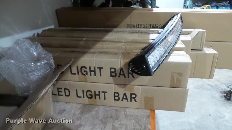 image for item DG9489 Approximately 13 LED light bars