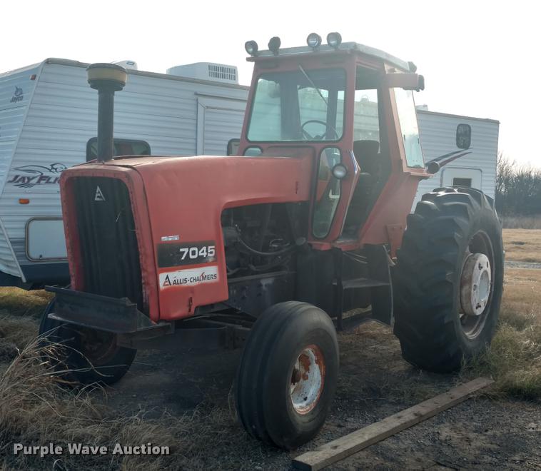 image for item DI9932 Allis Chalmers 7045 tractor