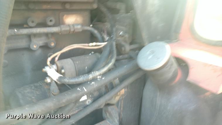 image for item DI9932 Allis Chalmers 7045 tractor