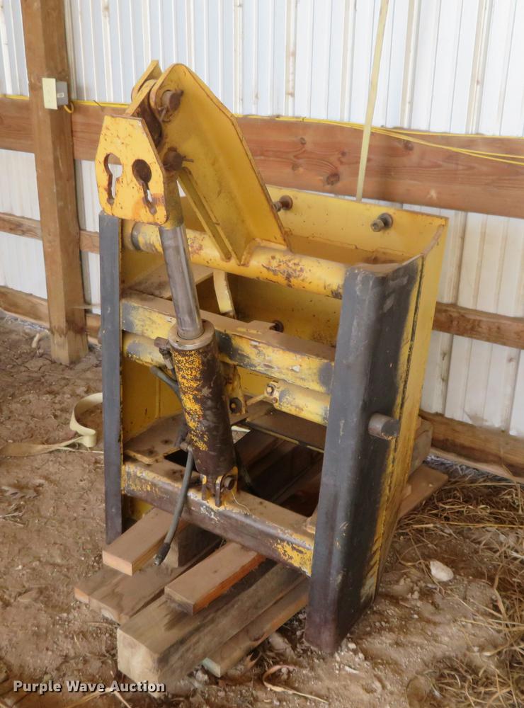 image for item DI9934 John Deere 772D lift group