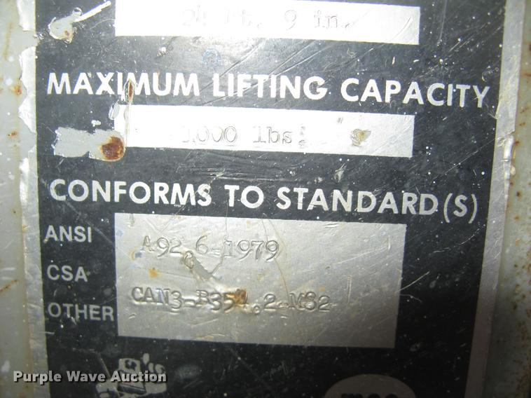 image for item DL9774 Mec 2548HT scissor lift