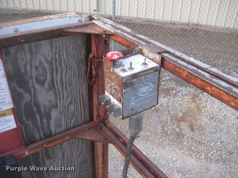 image for item DL9774 Mec 2548HT scissor lift