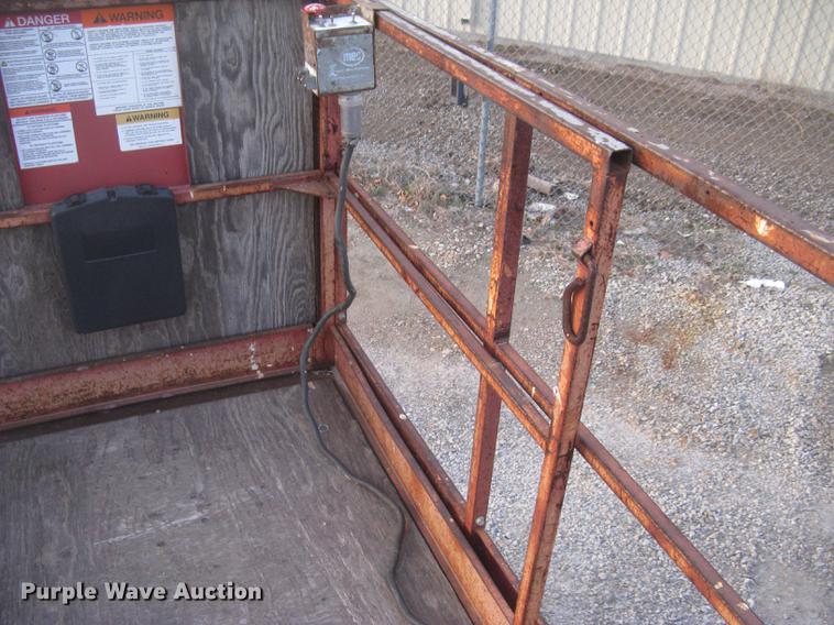 image for item DL9774 Mec 2548HT scissor lift