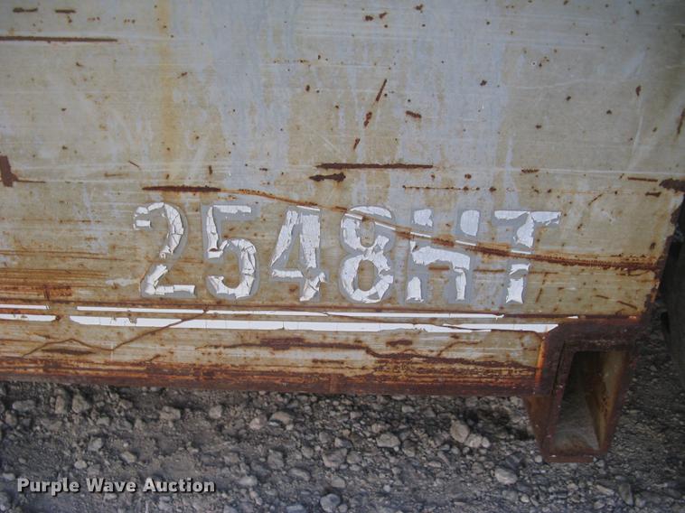 image for item DL9774 Mec 2548HT scissor lift