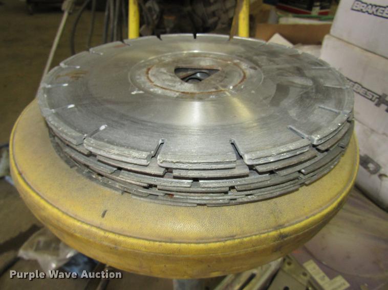 image for item DO9069 Soff Cut G2000 early entry concrete saw