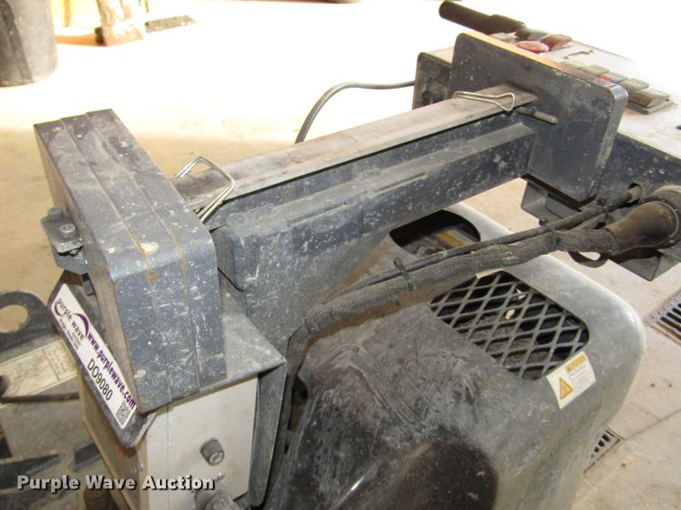 image for item DO9080 2010 Somero Mini Screed C laser screed