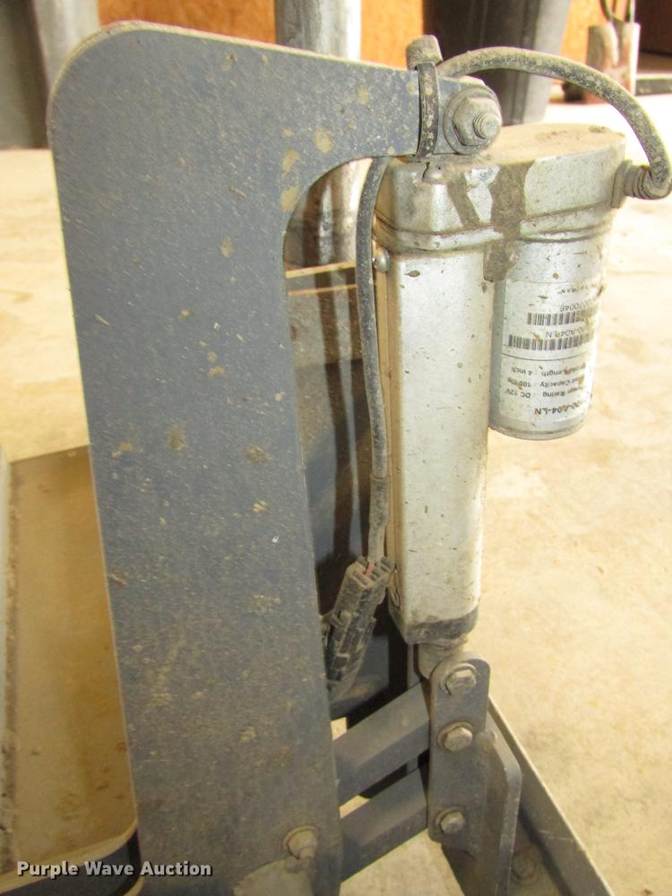 image for item DO9080 2010 Somero Mini Screed C laser screed