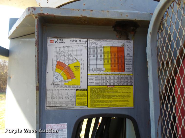 image for item DP9596 1999 International 2674 flatbed crane truck