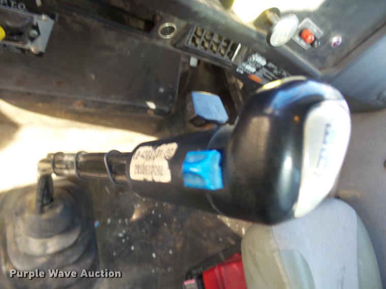 image for item DP9596 1999 International 2674 flatbed crane truck