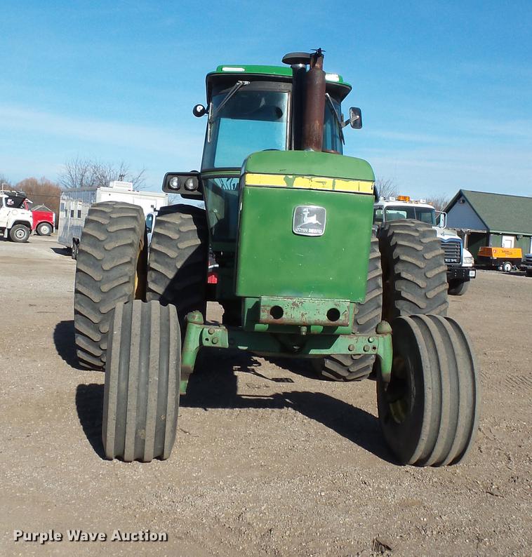image for item DW9500 John Deere 4840 tractor