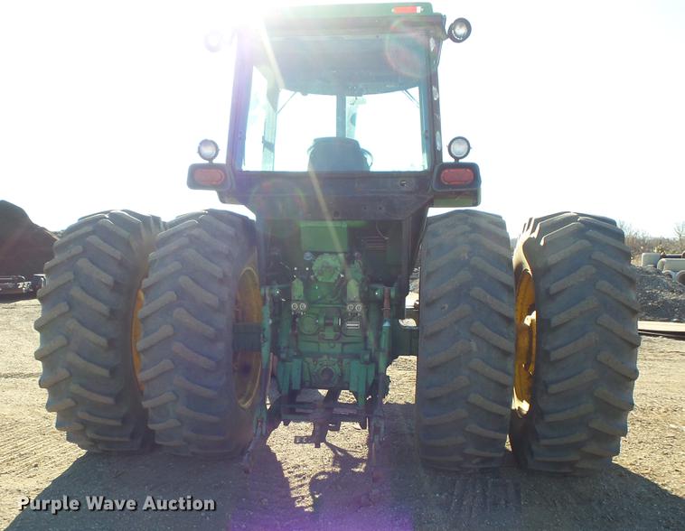 image for item DW9500 John Deere 4840 tractor