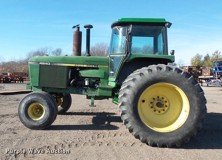 image for item DW9500 John Deere 4840 tractor