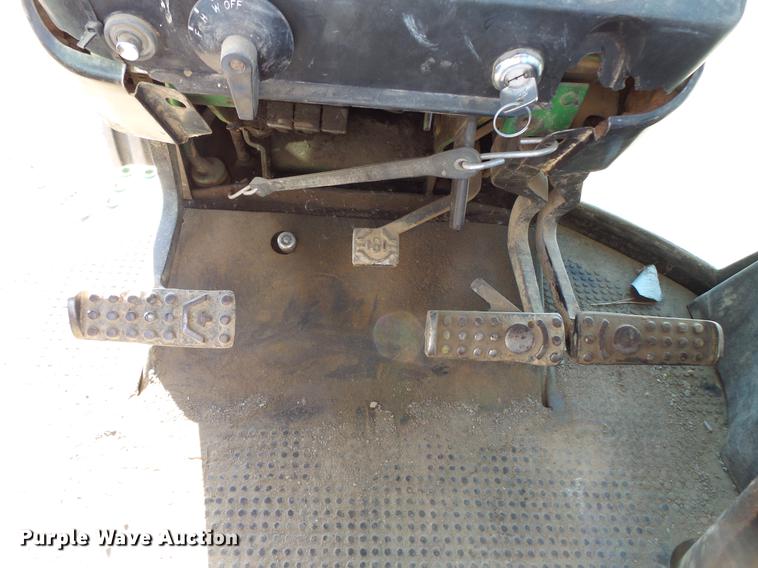 image for item DW9500 John Deere 4840 tractor