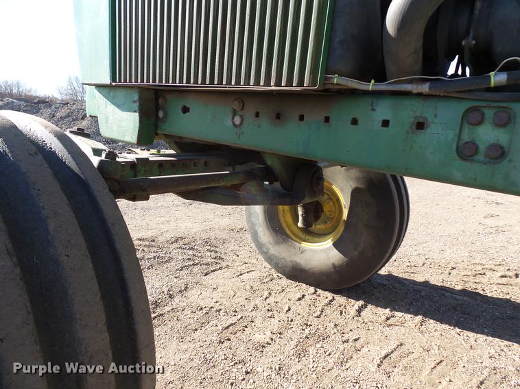 image for item DW9500 John Deere 4840 tractor