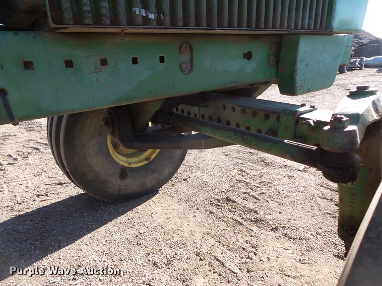 image for item DW9500 John Deere 4840 tractor