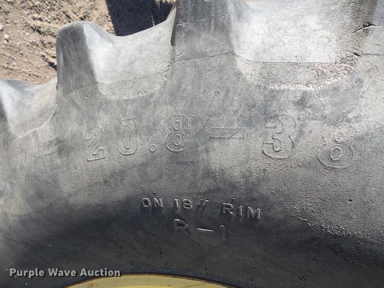 image for item DW9500 John Deere 4840 tractor