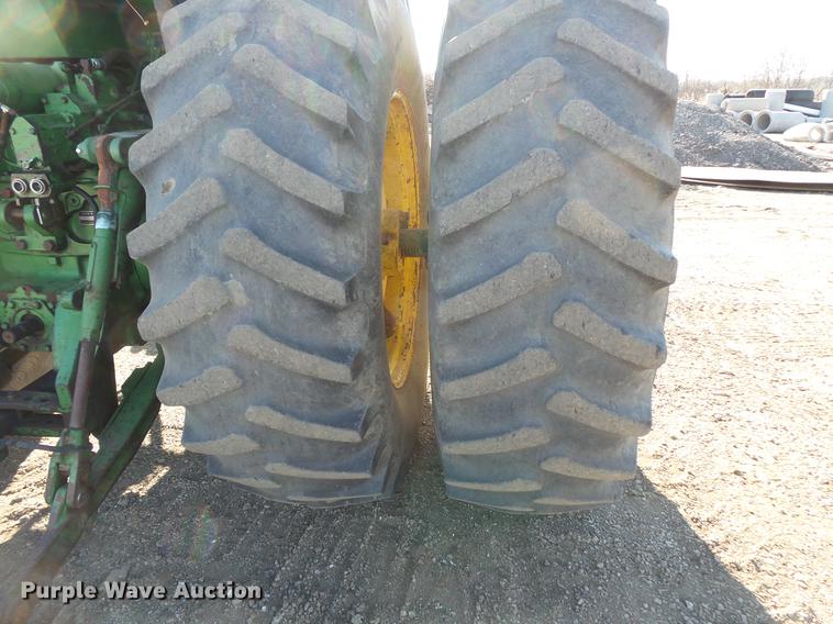 image for item DW9500 John Deere 4840 tractor