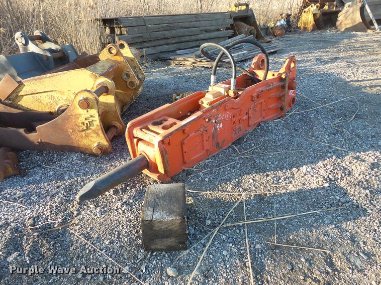 image for item DW9503 NPK E-210A hydraulic hammer