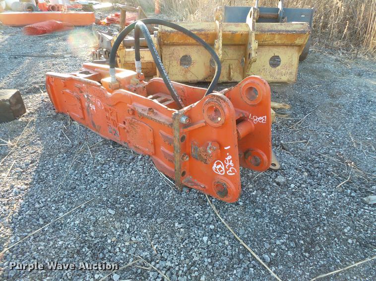 image for item DW9503 NPK E-210A hydraulic hammer