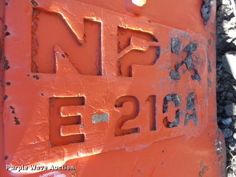 image for item DW9503 NPK E-210A hydraulic hammer