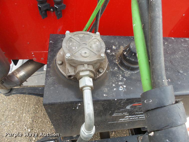 image for item DX9011 2006 Freightliner Columbia semi truck