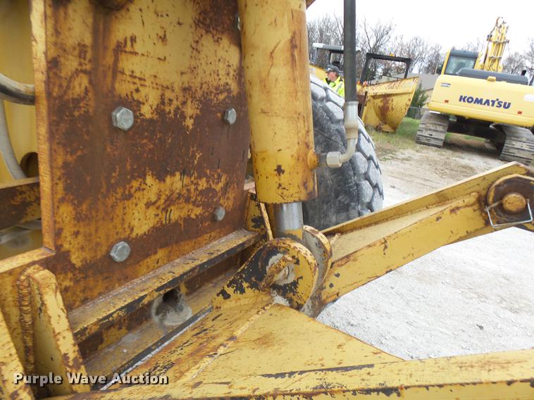 image for item DX9270 2006 Caterpillar 140H VHP Plus motor grader