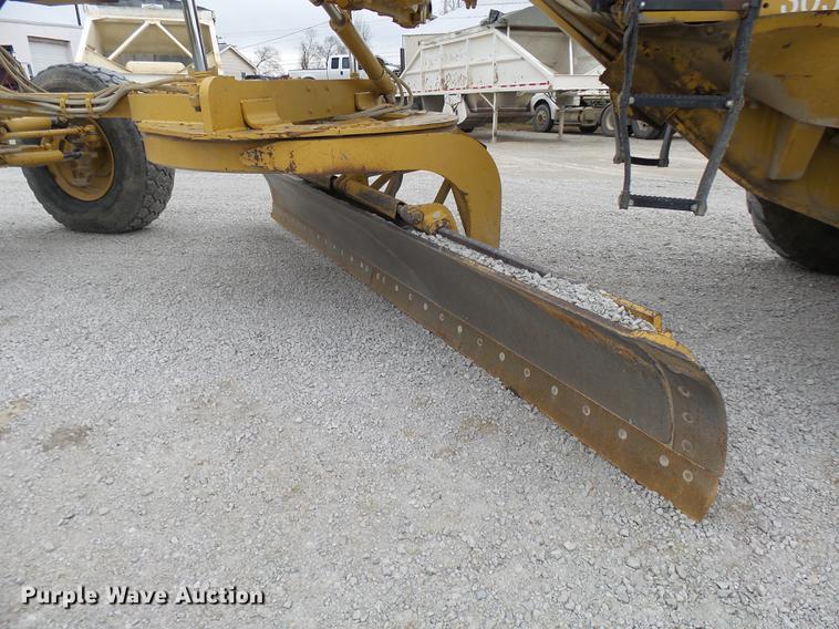 image for item DX9270 2006 Caterpillar 140H VHP Plus motor grader