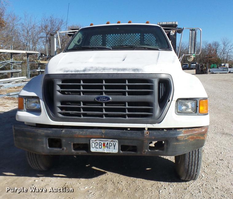image for item DX9271 2000 Ford F650 dump truck