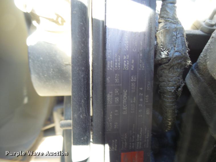 image for item DX9271 2000 Ford F650 dump truck