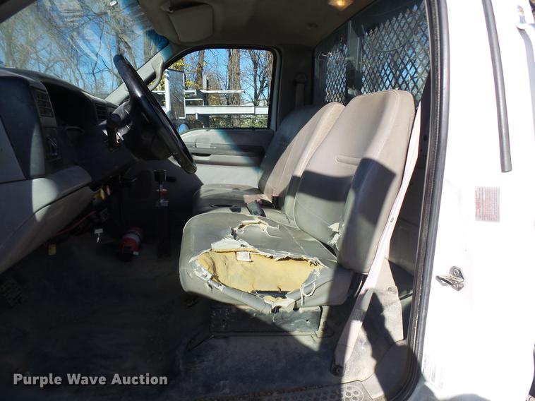 image for item DX9271 2000 Ford F650 dump truck