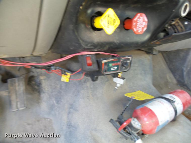 image for item DX9271 2000 Ford F650 dump truck