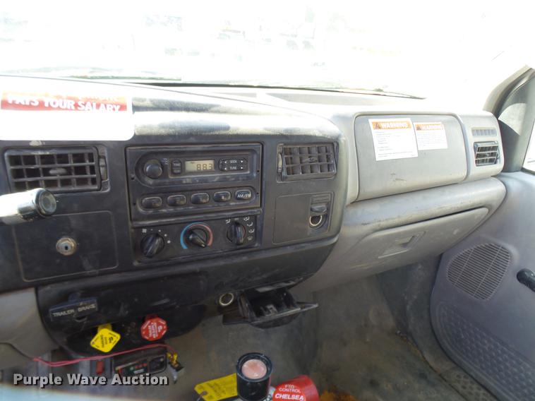 image for item DX9271 2000 Ford F650 dump truck