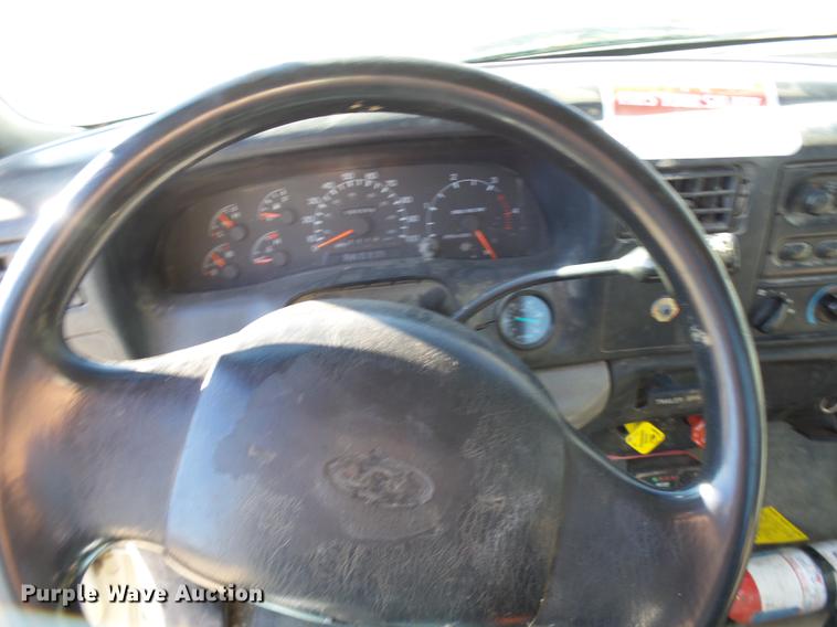 image for item DX9271 2000 Ford F650 dump truck