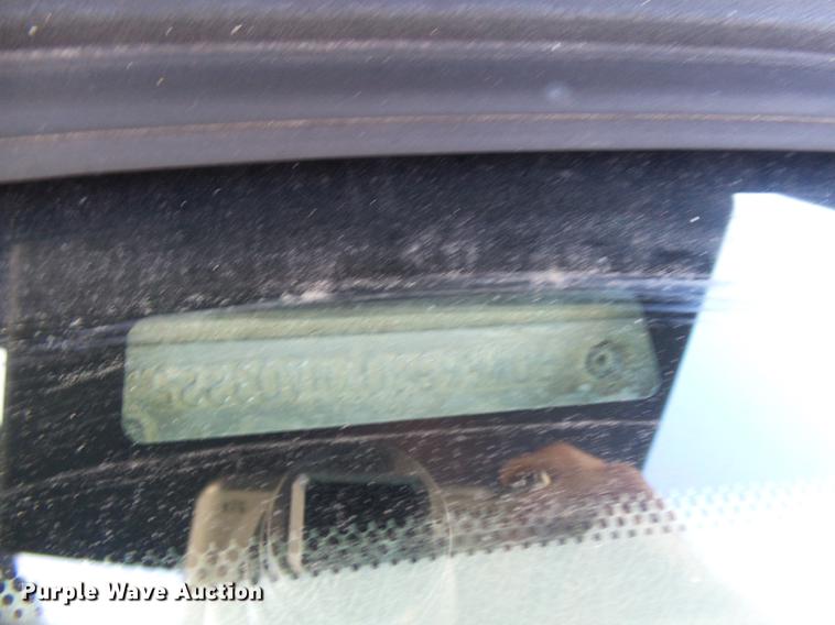 image for item DX9271 2000 Ford F650 dump truck