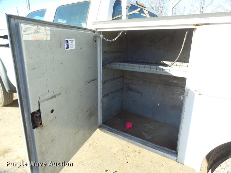 image for item DX9272 2011 Ford F450 Super Duty Crew Cab utility truck