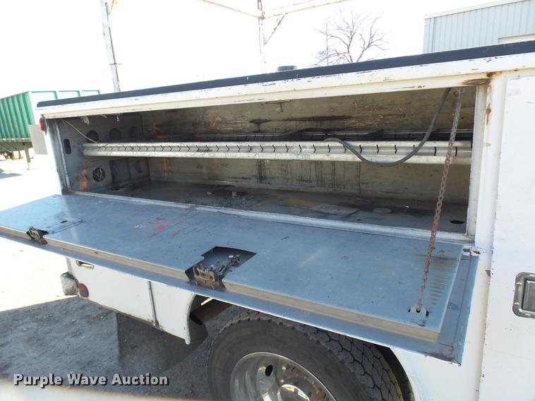 image for item DX9272 2011 Ford F450 Super Duty Crew Cab utility truck