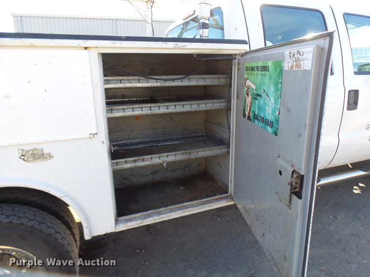 image for item DX9272 2011 Ford F450 Super Duty Crew Cab utility truck