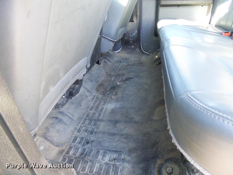 image for item DX9272 2011 Ford F450 Super Duty Crew Cab utility truck