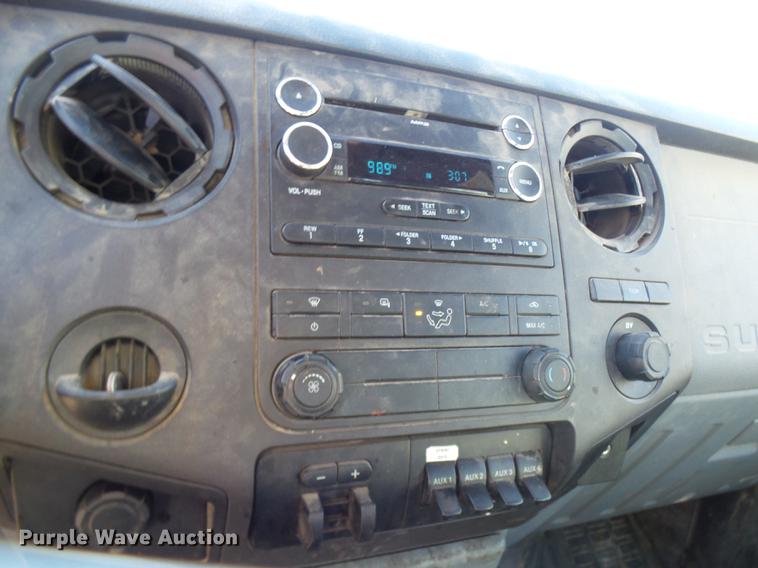 image for item DX9272 2011 Ford F450 Super Duty Crew Cab utility truck