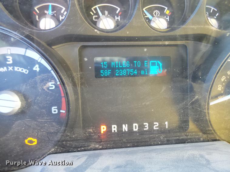 image for item DX9272 2011 Ford F450 Super Duty Crew Cab utility truck