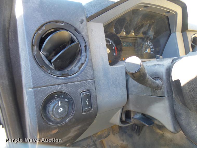 image for item DX9272 2011 Ford F450 Super Duty Crew Cab utility truck