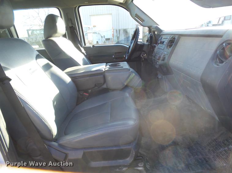 image for item DX9272 2011 Ford F450 Super Duty Crew Cab utility truck