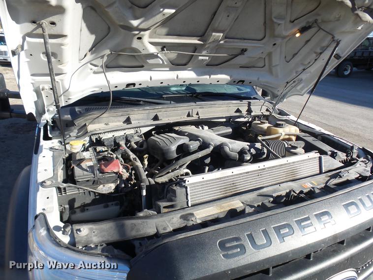 image for item DX9272 2011 Ford F450 Super Duty Crew Cab utility truck