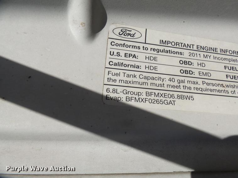 image for item DX9272 2011 Ford F450 Super Duty Crew Cab utility truck