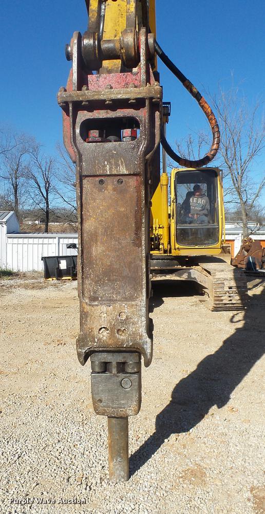 image for item DX9320 NPK L-192 breaker